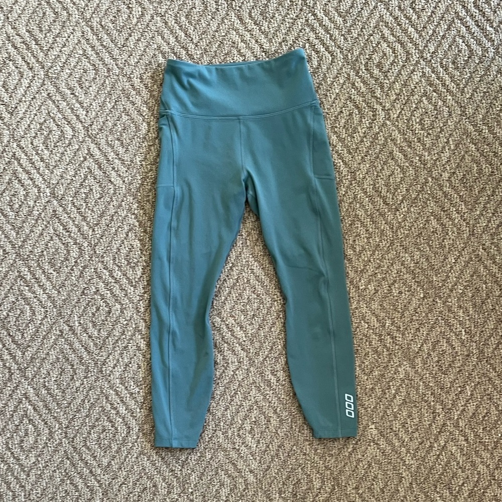 Lorna Jane Asset Phone Pocket Ankle Biter Leggings - Picture 3 of 6